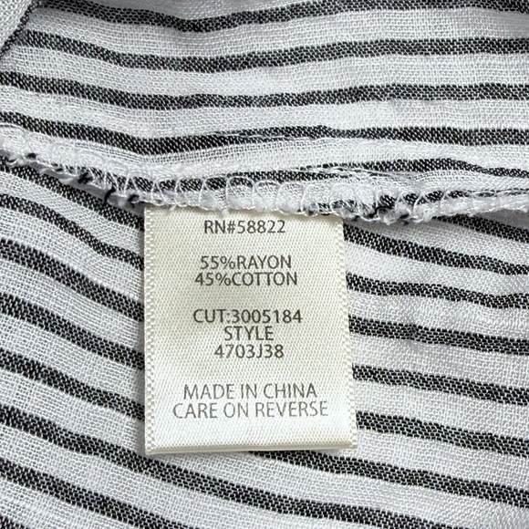 Max Studio Oversized Black and White Striped Blouse - Picture 8 of 9